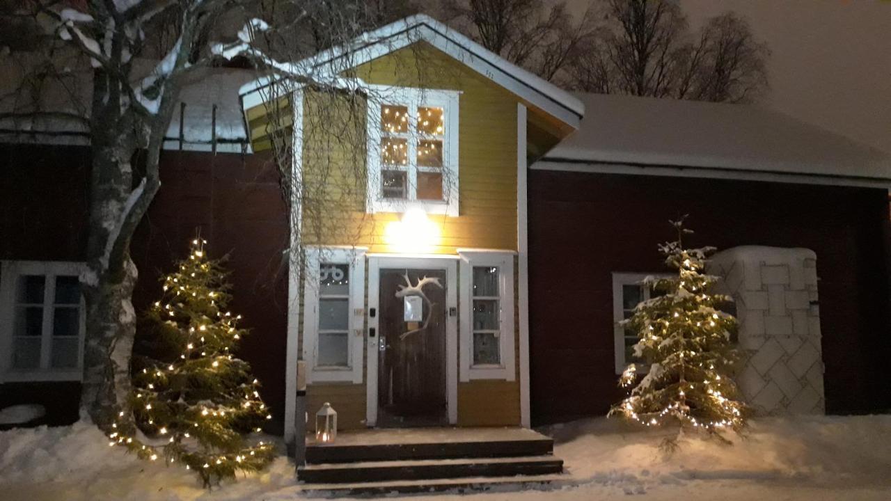 Lauri Historical Log House Manor Hotel Rovaniemi Luaran gambar